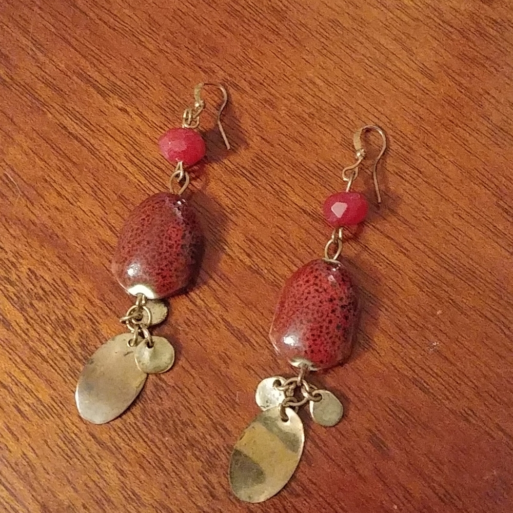 Crimson Dangle Earrings 💐3 for 15💐